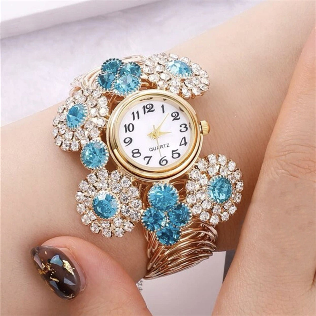 Bohemian Rhinestone Inlaid with Water Diamond and Sky Star Charm Women's Bracelet Watch Fashion Light Luxury Quartz Watch