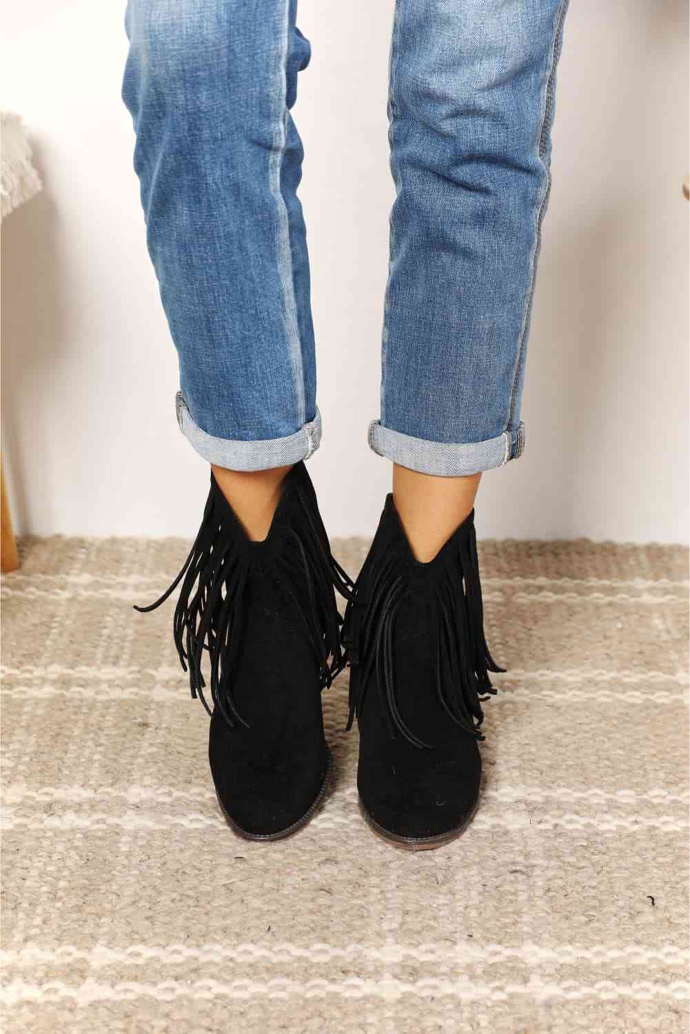 Legend Women's Fringe Cowboy Western Ankle Boots